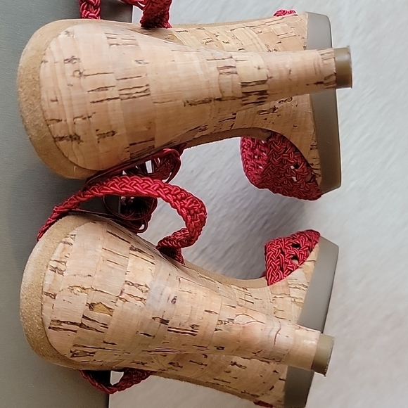 COLE HAAN Lyris Red Macrame Woven Sandal Rope Open Toe Ankle Wrap Cork Heel - Picture 5 of 8